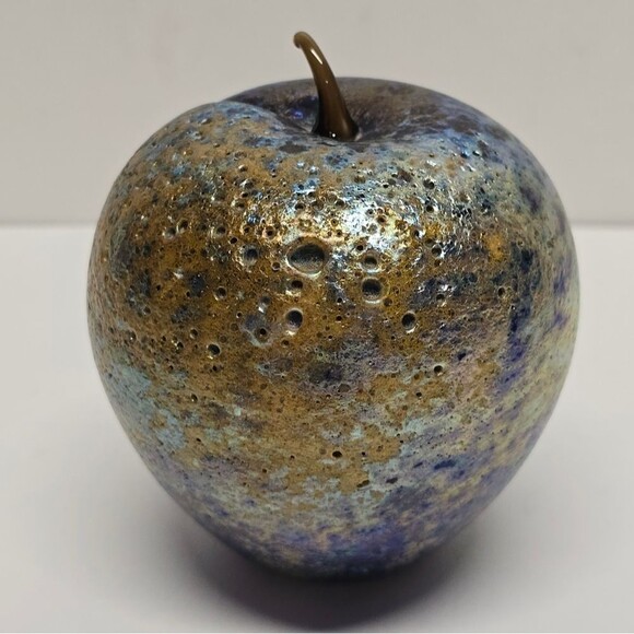 Vintage Orient & Flume Signed Iridescent Textured Glass Apple Paperweight - Picture 14 of 16